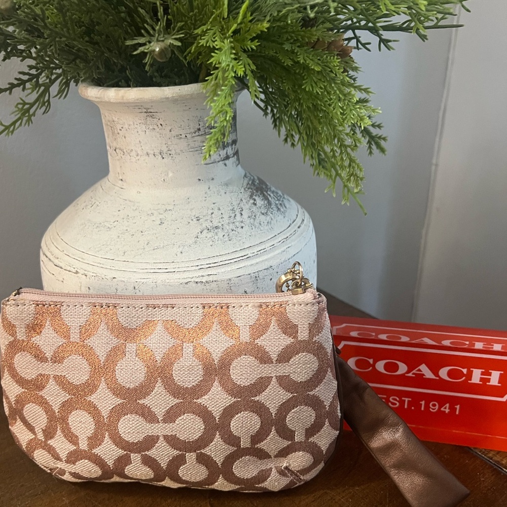Coach Op Art Metallic Wristlet - Picture 2 of 9